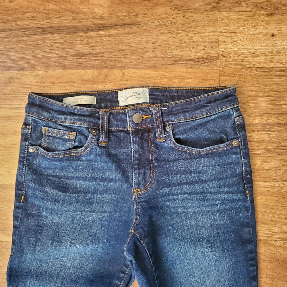 Universal Thread Size 0/25S Mid Rise Skinny Jeans - Picture 2 of 8